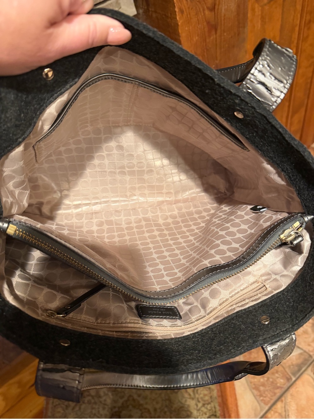 kate spade Black Wool Sparkle Tote with Metallic Leather Handles- Preloved! - Picture 9 of 14